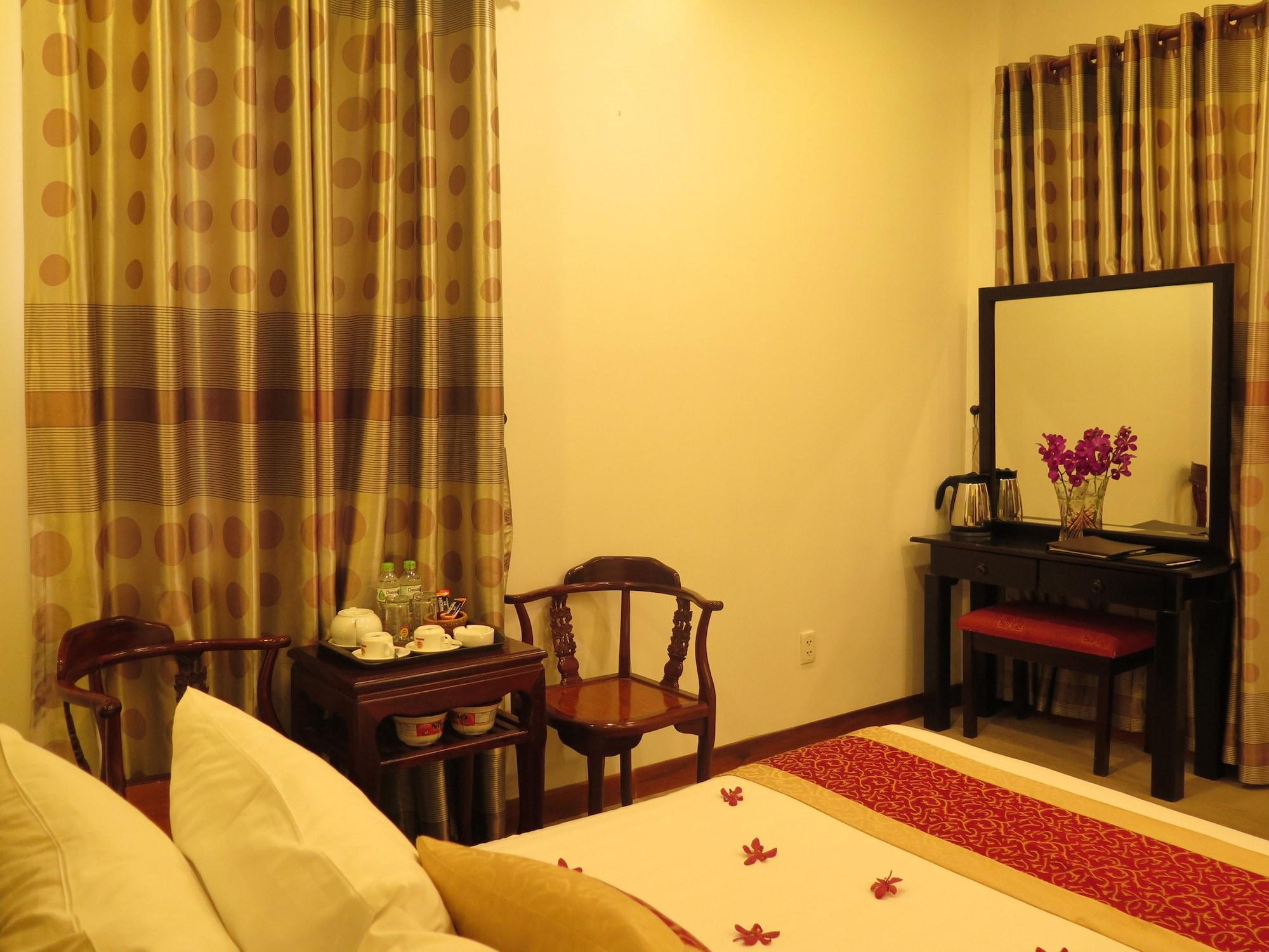 Sunflowers Hotel Airport Хошимин Экстерьер фото